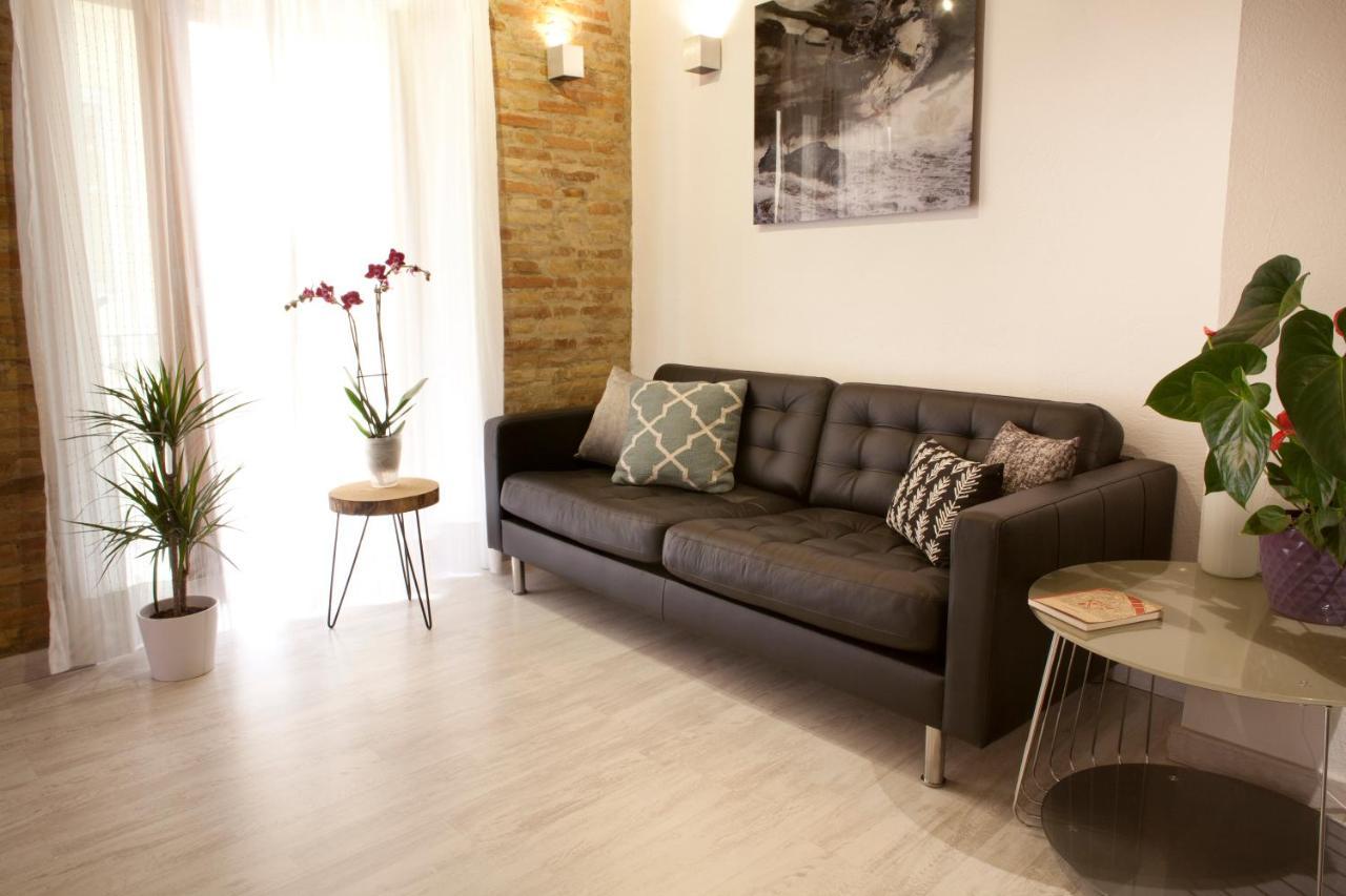 Authentic Charming Apartment/Wifi/Air Conditioning فالنسيا المظهر الخارجي الصورة